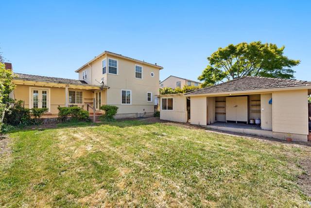 728 Brewington Avenue, Watsonville CA: https://media.crmls.org/mediaz/77962101-5afc-4bcc-8eee-695bea50da8b.jpg