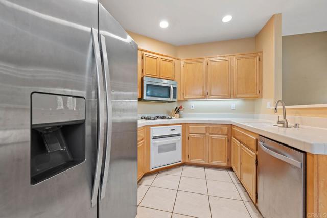 2454 La Costa Avenue, Chula Vista CA: https://media.crmls.org/mediaz/77971658-2850-491c-ade2-6f33ab22223c.jpg