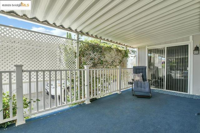 237 Aloha Way, Pittsburg CA: https://media.crmls.org/mediaz/779945a5-0ad1-46fb-949e-08f2c96f363b.jpg