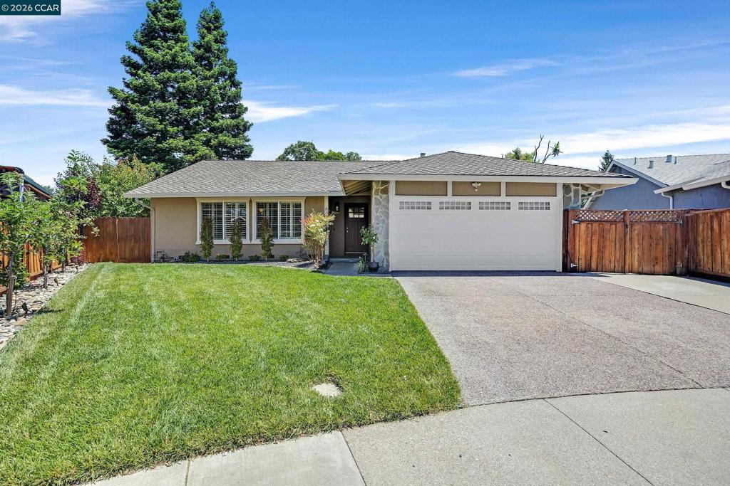 8 Bath Ct