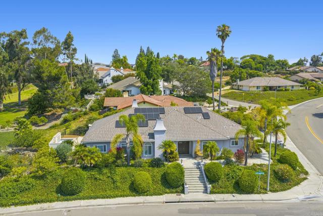 1176 LA SOMBRA Drive, San Marcos CA: https://media.crmls.org/mediaz/779b59be-576e-427e-b41e-2a61ab7eccde.jpg