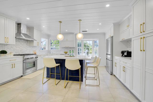 667 Cuesta Drive, Los Altos CA: https://media.crmls.org/mediaz/779bbce2-be9b-462b-a574-5fc573c9639c.jpg
