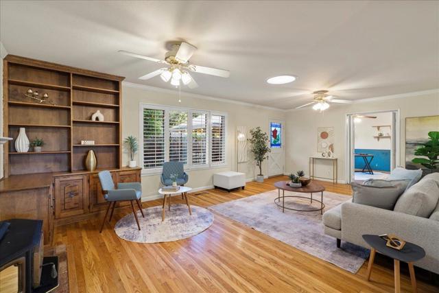 337 Roble Avenue, Redwood City CA: https://media.crmls.org/mediaz/779c3506-4a26-416b-8e12-319c845ce8ab.jpg