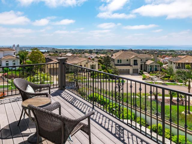 7076 Heron Cir, Carlsbad CA: https://media.crmls.org/mediaz/779cb590-fca5-4a18-b407-478e7632cd77.jpg