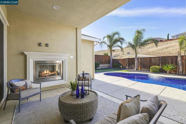 2968 Alves Ranch Rd, Pittsburg CA: https://media.crmls.org/mediaz/779e650c-31ab-4015-a2bf-af5248b5ec7e.jpg