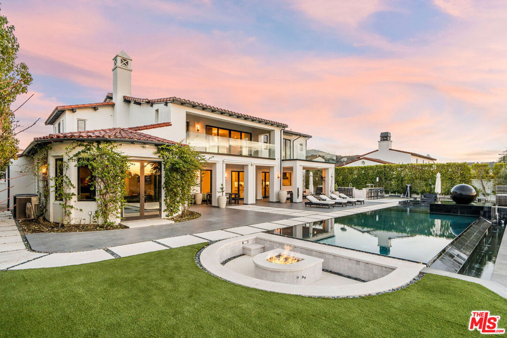 4205 Prado De La Puma — architectural residence