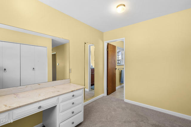 6421 Almar Street, Simi Valley CA: https://media.crmls.org/mediaz/779fc44c-3804-4da0-8483-6a3469ada79b.jpg
