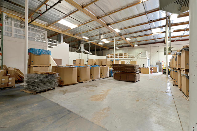 1741 Ives Avenue, Oxnard, California 93033, ,Commercial Sale,For Sale,Ives,220006598