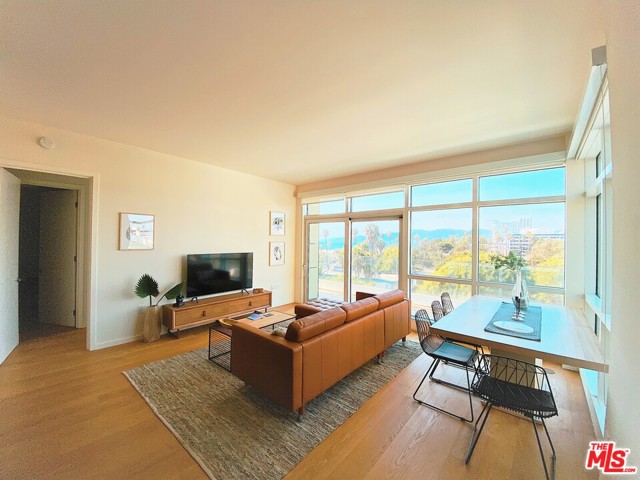 1705 Ocean Avenue 505 Santa Monica, California With sweeping ocean views, incredibly private, this brand new gem is a dream residence at the exclusive complex on Ocean Ave! Designed by Marmol Radziner, bright and cozy two bedrooms, two baths with spacious open floor plan, the unit boasts oak cabinets, quartzite counters, Thermador stainless steel appliances, walk-in closet, spa-like master bath, motorized blinds and hardwood floors. There is a sophisticated gym, 24-hour concierge, security, two side by side parking spots and an extra storage space in the garage. Residents can entertain their guests at Skybridge Lounge with a gourmet kitchen, fireplace and barbecue. Renowned restaurants, shops, the beach and Tongva Park are just a step away.