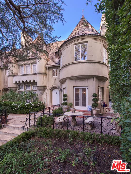 10341 WILSHIRE