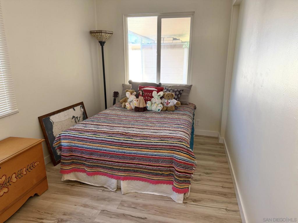 6460 Convoy Ct - photo 16