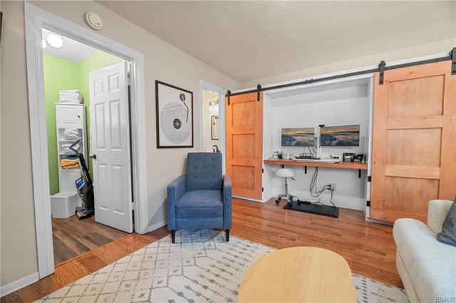 42729 Haupstrasse Drive, Big Bear CA: https://media.crmls.org/mediaz/77a0acbe-8ead-4e49-aa47-83f07745f215.jpg
