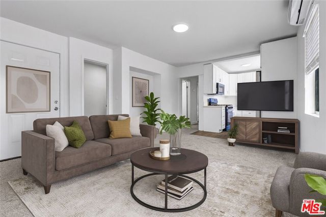 2627 San Marino Street, Los Angeles CA: https://media.crmls.org/mediaz/77a114f6-57fa-48b6-bbc5-634aa076a8c6.jpg