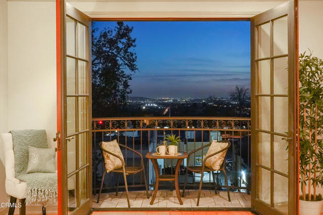 Detail Gallery Image 40 of 64 For 985 N Michillinda Ave #209,  Pasadena,  CA 91107 - 2 Beds | 2/1 Baths