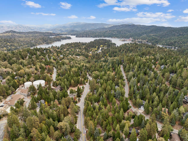 27157 Peninsula Drive, Lake Arrowhead, CA 92352