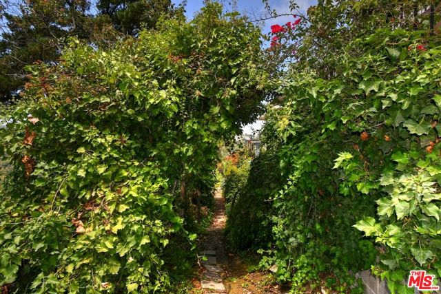 Drew Fenton | 2345 Roscomare Road Los Angeles CA | MLS: 7357472