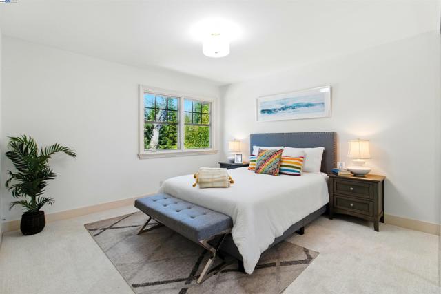 2673 Velvet Way, Walnut Creek CA: https://media.crmls.org/mediaz/77a2b19d-bc1b-4e1d-bd13-769f07ef806e.jpg