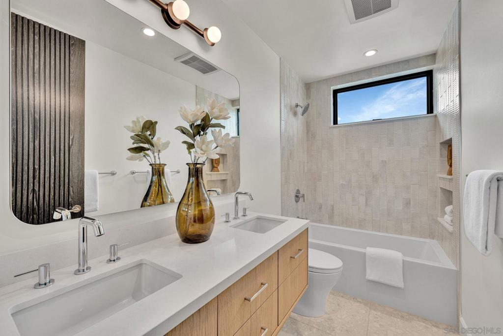 1073 Opal Street - photo 18