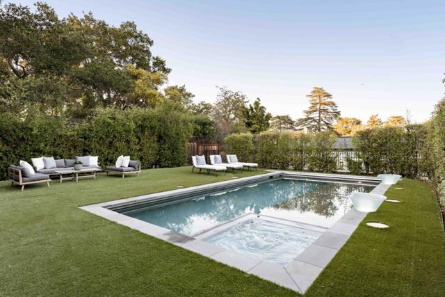 132 Elm Avenue, Burlingame CA: https://media.crmls.org/mediaz/77a5dbab-598e-420c-a496-4f09176ebcd9.jpg