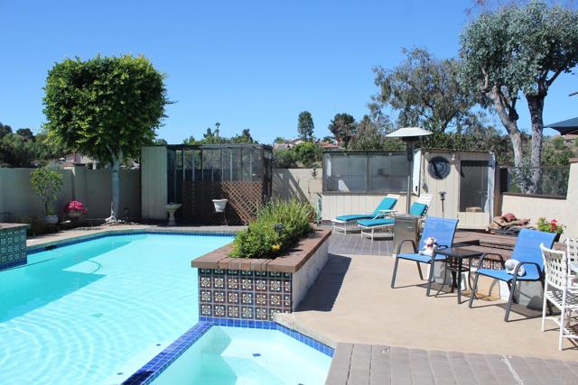 Detail Gallery Image 10 of 17 For 1349 Ridgeview Way, Bonita,  CA 91902 - 4 Beds | 2/1 Baths