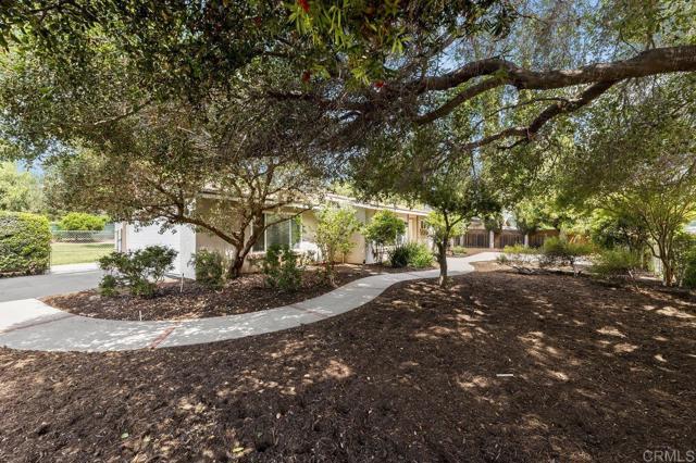 Detail Gallery Image 1 of 1 For 3213 Quail Rd, Escondido,  CA 92026 - 3 Beds | 2 Baths