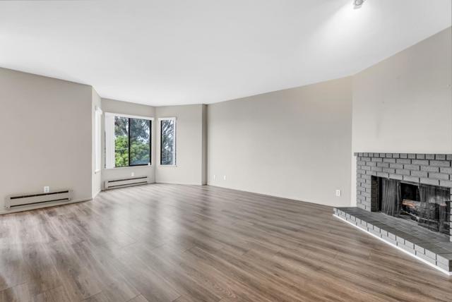 999 Carolina Street, San Francisco CA: https://media.crmls.org/mediaz/77a5f593-2aeb-4fba-aff8-f54ee52bcecf.jpg