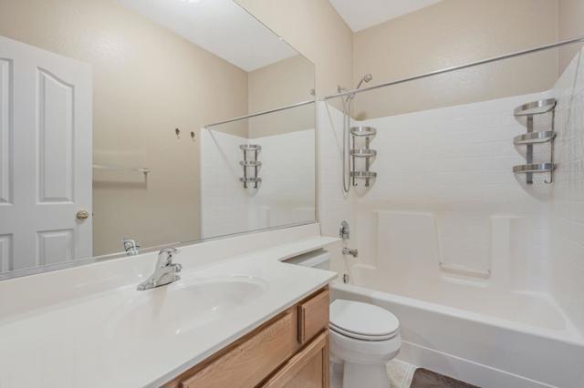 1665 Youngstown Lane, Suisun City CA: https://media.crmls.org/mediaz/77a609e0-fc72-4dd9-ba62-36b39525fc80.jpg