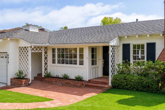 6018 Folsom Drive, La Jolla CA: https://media.crmls.org/mediaz/77a62255-7e58-47d0-acf9-8e13af789ed0.jpg