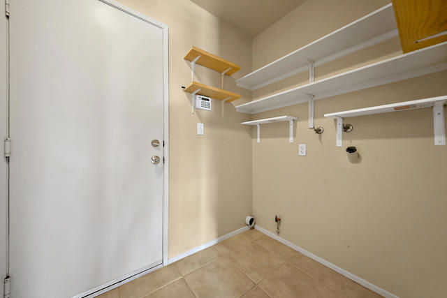 37596 Colebridge Street, Palm Desert CA: https://media.crmls.org/mediaz/77a6c663-6210-4aed-a804-98e3f1750b81.jpg
