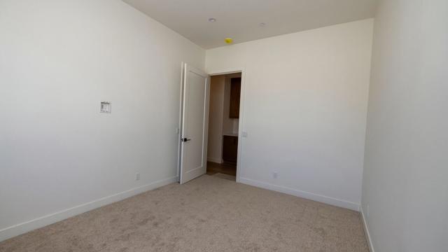 Image 19 of 28 For 79777 Kingston Drive