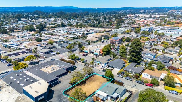 4144 Bain Avenue, Santa Cruz CA: https://media.crmls.org/mediaz/77a8609c-a70d-4ac4-b927-da7a95cf70ae.jpg