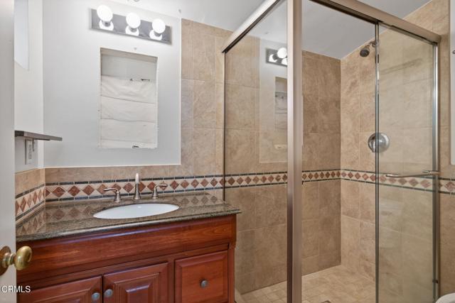 281 Glen Ellen Drive, Ventura CA: https://media.crmls.org/mediaz/77a88231-c1c1-487d-976a-785c423b1444.jpg