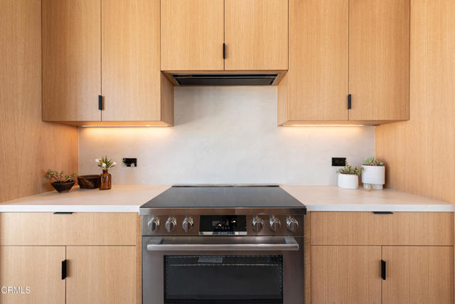 61464 Melton Trail, Joshua Tree CA: https://media.crmls.org/mediaz/77a99b93-abcd-4b40-b15a-f050d4e14ddc.jpg