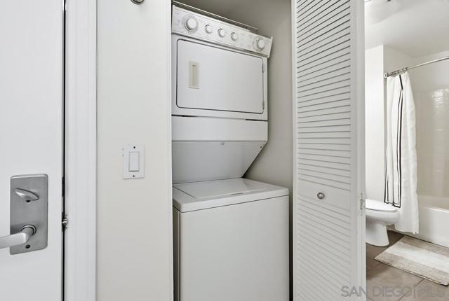 1465 C Street, San Diego CA: https://media.crmls.org/mediaz/77aa48ea-20e6-4e3d-946b-873583e776bc.jpg