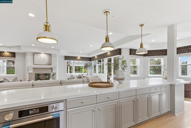 2981 GRAPEVINE TER, Fremont CA: https://media.crmls.org/mediaz/77ab9080-d80c-4150-a59d-76d0818eb521.jpg