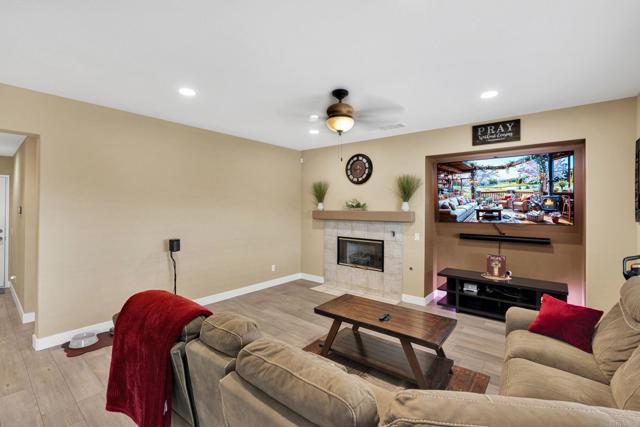 Detail Gallery Image 21 of 64 For 17866 Robusta Dr, Riverside,  CA 92503 - 6 Beds | 3 Baths