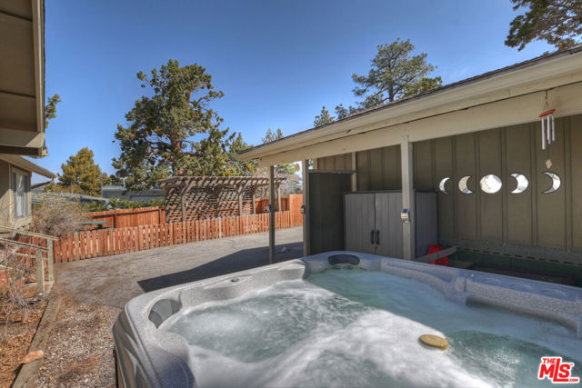 779 Villa Grove Avenue, Big Bear City CA: https://media.crmls.org/mediaz/77ac5f23-c4e7-47be-b89b-300adc0ddfb3.jpg