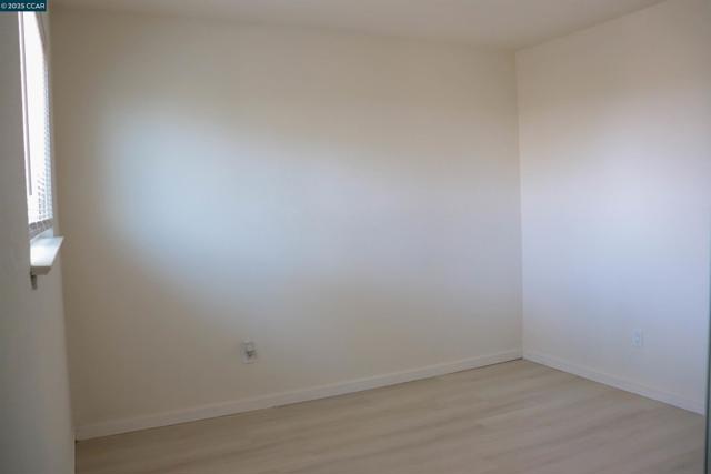 3804 Malibu, Pittsburg CA: https://media.crmls.org/mediaz/77acc883-515f-465b-b8e6-e40c14bf372d.jpg