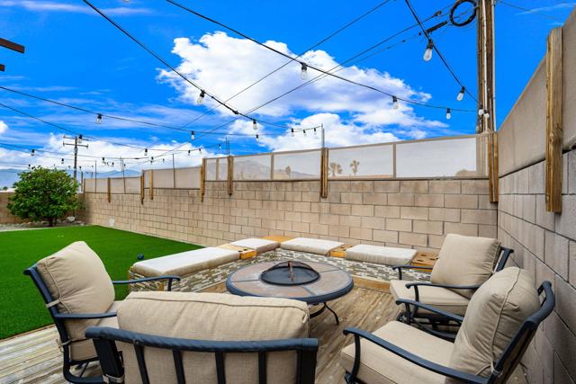 13039 Calle Amapola, Desert Hot Springs CA: https://media.crmls.org/mediaz/77ad6626-959e-409b-8ca5-051bb261cc6c.jpg