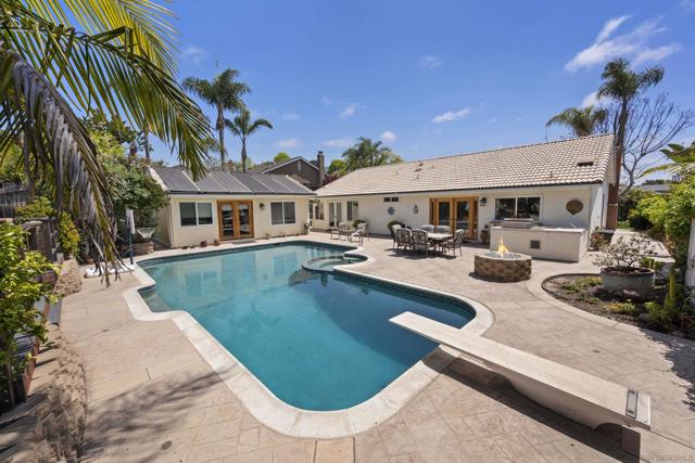 1510 2 Orangeview Dr,  CA: https://media.crmls.org/mediaz/77adb9b6-1730-4f45-8dfd-440c3755c96e.jpg