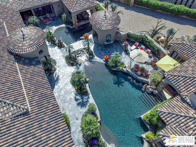 3 Coronado Court, Rancho Mirage CA: https://media.crmls.org/mediaz/77adc447-d603-4284-8b00-a8dbeaeb412d.jpg