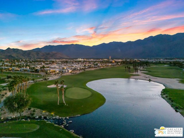 4321 Lumina Way, Palm Springs CA: https://media.crmls.org/mediaz/77ae0299-32ca-486a-8e78-e57d577a1adf.jpg