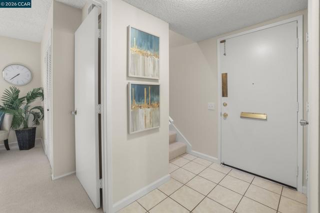 1525 Canyonwood Ct, Walnut Creek CA: https://media.crmls.org/mediaz/77ae0639-4a36-4371-afbc-aa12c57411f9.jpg