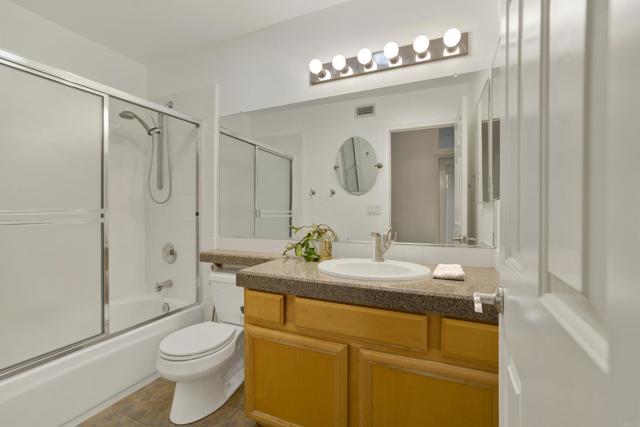 Detail Gallery Image 18 of 47 For 2022 Highland View, Escondido,  CA 92026 - 3 Beds | 2 Baths