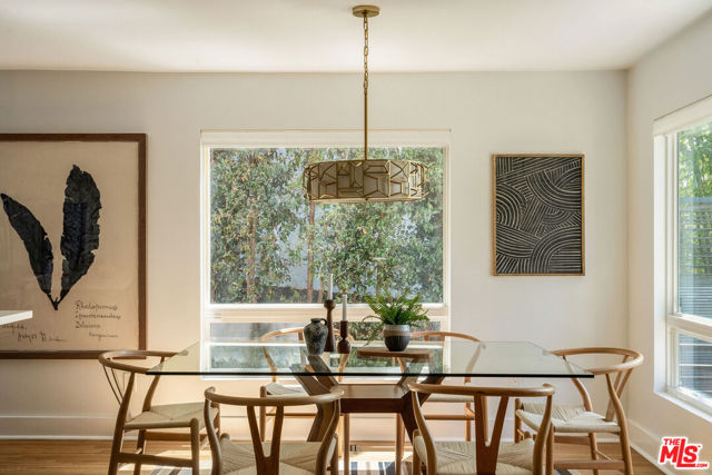 1414 N Coronado Terrace, Los Angeles CA: https://media.crmls.org/mediaz/77ae8378-e70e-437d-bcb6-d145d3a6ad4d.jpg