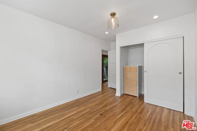 5346 Natick Avenue, Sherman Oaks CA: https://media.crmls.org/mediaz/77af30b0-8c05-412c-9118-4d43f81bdc24.jpg