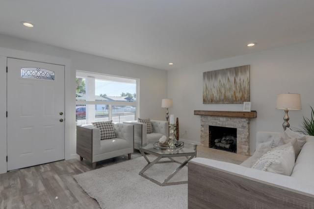 116 Daphne Way, East Palo Alto CA: https://media.crmls.org/mediaz/77af616e-e21c-43e5-bb10-32436c6751fa.jpg