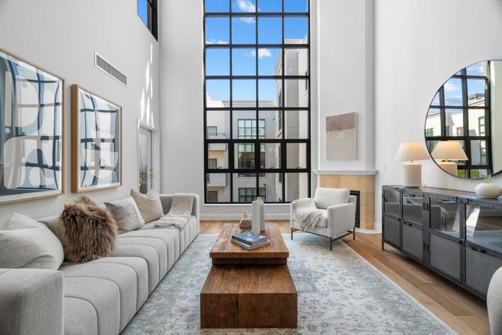 222 8th Avenue #302