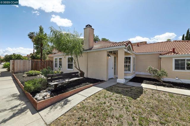4464 Pampas Cir, Antioch CA: https://media.crmls.org/mediaz/77afb1f0-3f98-450c-b548-e8cd6b576644.jpg