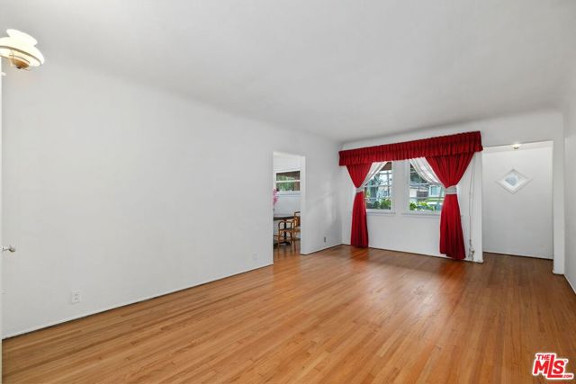 6022 Dauphin Street, Los Angeles CA: https://media.crmls.org/mediaz/77afb9ef-863d-4bfb-b92e-db4bb72d42c2.jpg